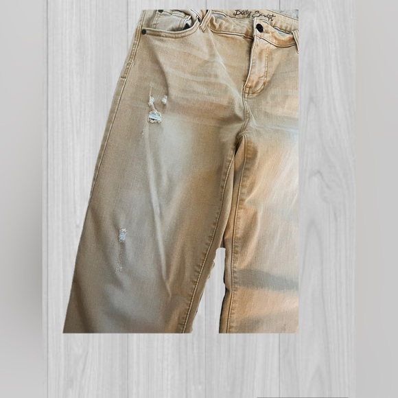 Celebrity Pink Jean - Picture 3 of 7